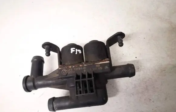 BMW 5 GT F07 Coolant heater control valve 6411911916404 64119119164-04
