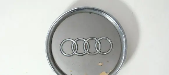 Audi A3 S3 8P Original wheel cap 8L0601165A