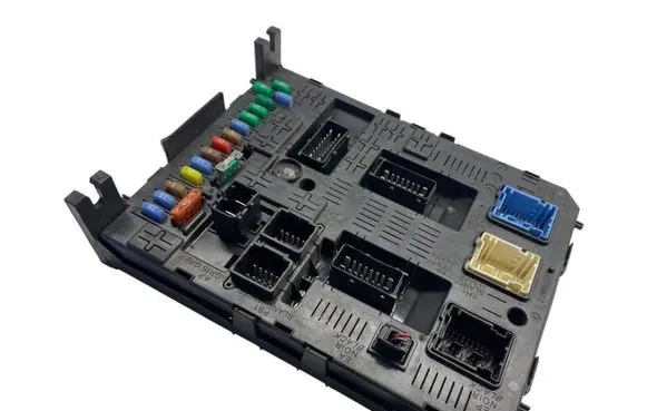 Citroen C5 Comfort/convenience module 966405888002 2812079190