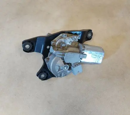 BMW X1 E84 Front door window regulator motor 67632990856 2990856