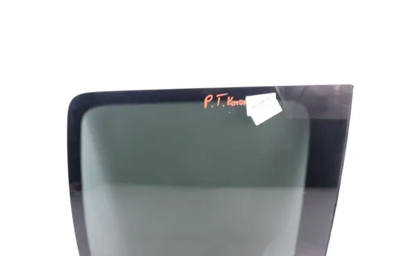 Volkswagen Caddy Rear side window 