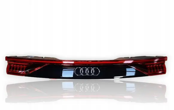 Audi Q8 Rear/tail lights 4M8945095M