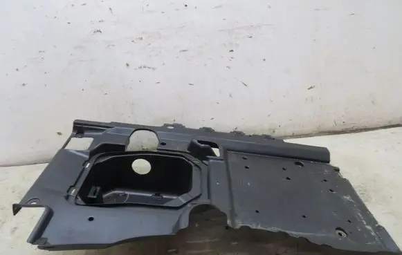 Jeep Grand Cherokee Spare wheel section trim KRIS235789