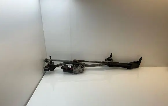 BMW 5 E60 E61 Front wiper linkage and motor 7194029 23070200