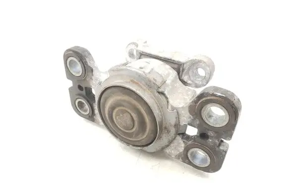 Land Rover Freelander 2 - LR2 Engine mount bracket 6G92-7M121-LG