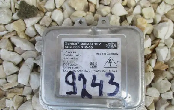 BMW X5 E70 Headlight ballast module Xenon 5DV00961000