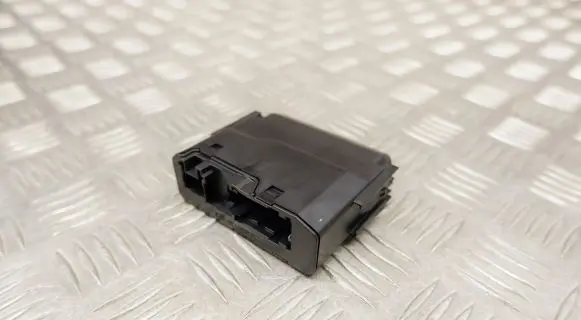 Toyota Yaris XP210 Other control units/modules 82644K0050