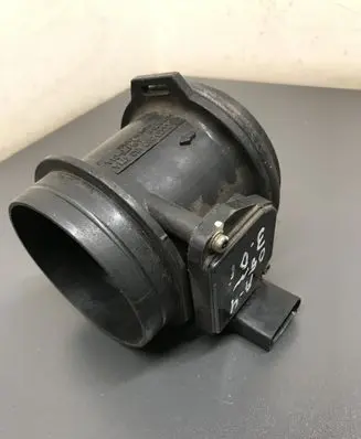Audi A4 S4 B6 8E 8H Mass air flow meter