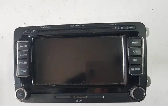 Skoda Superb B6 (3T) Radio/CD/DVD/GPS head unit 3T0035680CIAUTOPI 3T0035680C