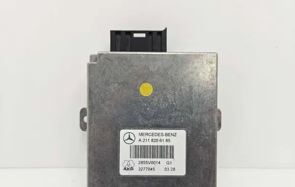 Mercedes-Benz E W211 Phone control unit/module A2118206185 2855V0014 3277045
