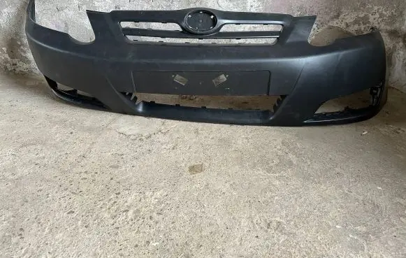 Toyota Corolla Verso E121 Front bumper REFTC22 TC22
