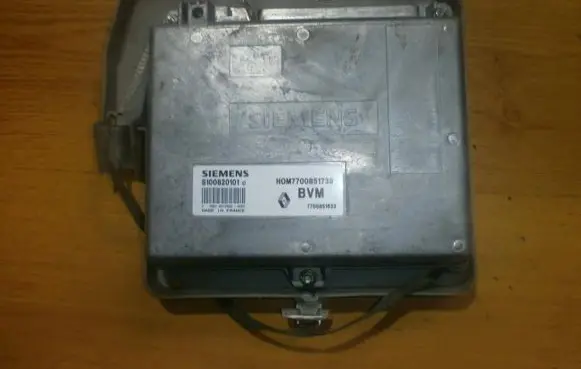 Renault Espace II Engine control unit/module s100820101c hom7700851739