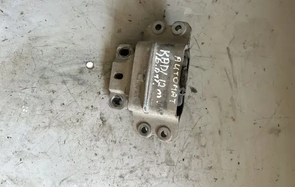 Volkswagen Caddy Gearbox mount