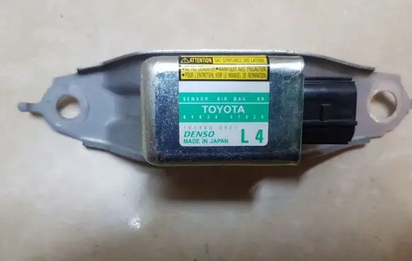 Toyota Prius (XW20) Airbag deployment crash/impact sensor 8983447020