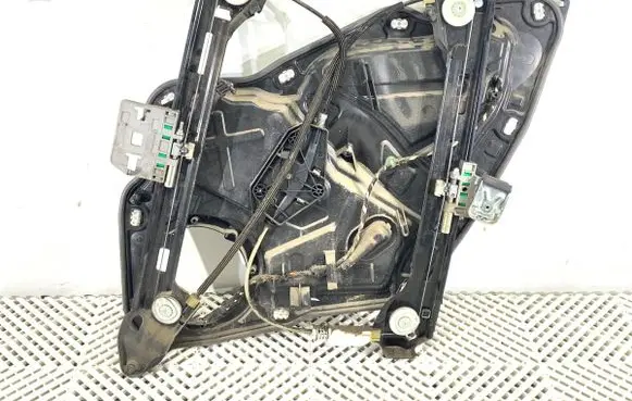 Volkswagen PASSAT CC Rear door window regulator with motor