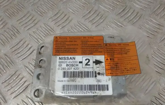 Nissan Primera Airbag control unit/module 0285001420