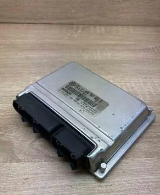 Audi A6 S6 C5 4B Engine control unit/module ECU 4D0907551R 0261204690