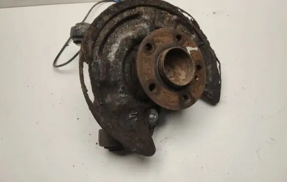 Mercedes-Benz B W246 W242 Rear wheel hub A2463503541