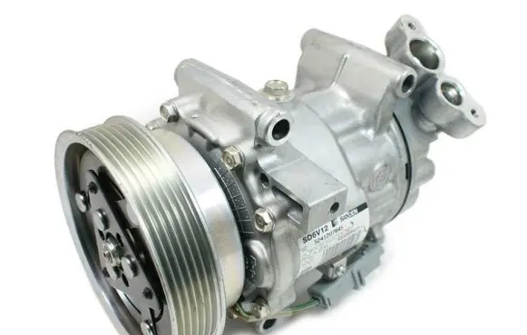 Renault Clio III Air conditioning (A/C) compressor (pump) 8200365787 926009107R 8200600122