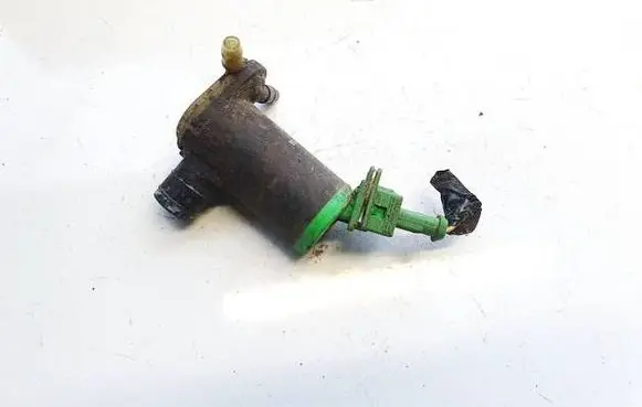 Peugeot 206 Windscreen/windshield washer pump 90095