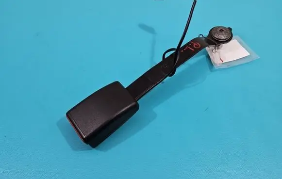 Renault Clio IV Front seatbelt IMPRK1399649