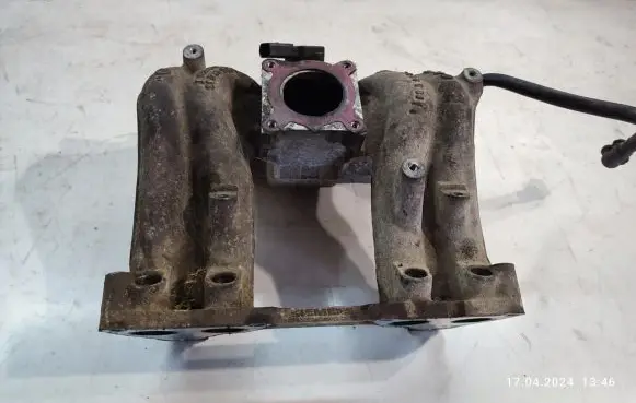 Skoda Fabia Mk1 (6Y) Intake manifold 047129743