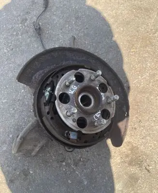 Honda CR-V Rear wheel hub