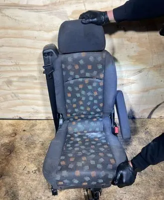 Mercedes-Benz Vito Viano W639 Second row seats 