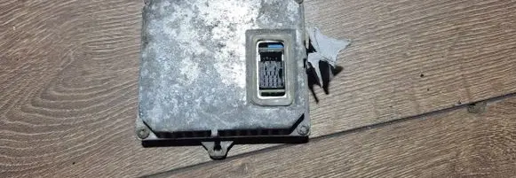 Mercedes-Benz C W203 Headlight ballast module Xenon 2285510600 1307329