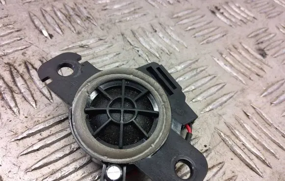 KIA Pro Cee'd III Front door high frequency speaker 96310J7100