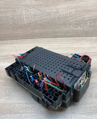 Volvo S80 Fuse module 9441584 9441582
