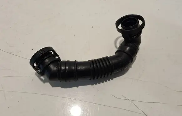 Volkswagen Polo IV 9N3 Breather hose/pipe 03G103493D