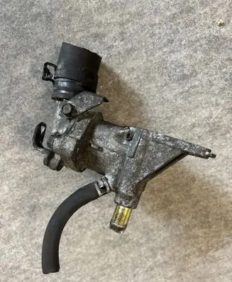 Thermostat/thermostat housing