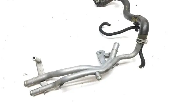 Nissan Navara D23 Engine coolant pipe/hose