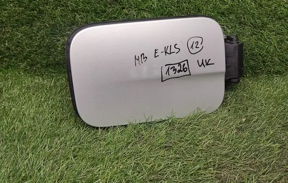 Mercedes-Benz E W212 Fuel tank cap A2126300067