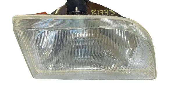 Ford Fiesta Headlight/headlamp