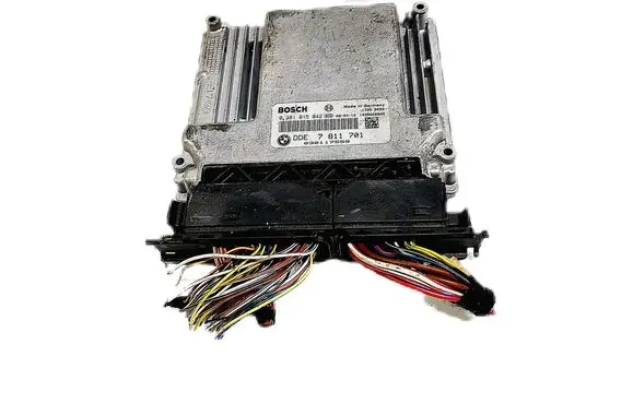 BMW 1 E81 E87 Engine control unit/module 7811701