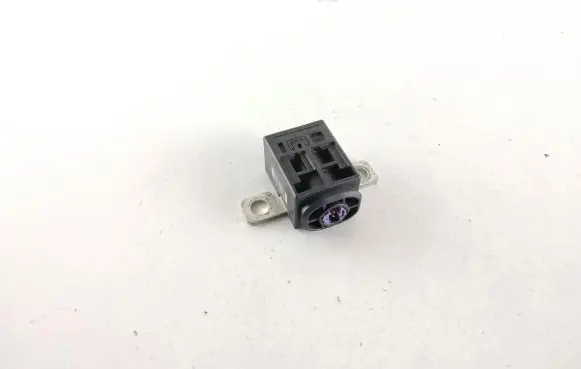 Porsche Cayenne (9PA) Ignition-blocking relay 4F0915519