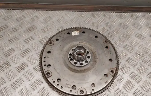 Audi Q7 4M Flywheel 06E105323T
