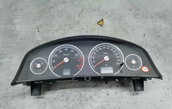 Opel Vectra C Speedometer (instrument cluster) 13144229UE