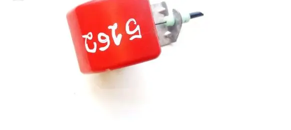 Engine bonnet (hood) release handle