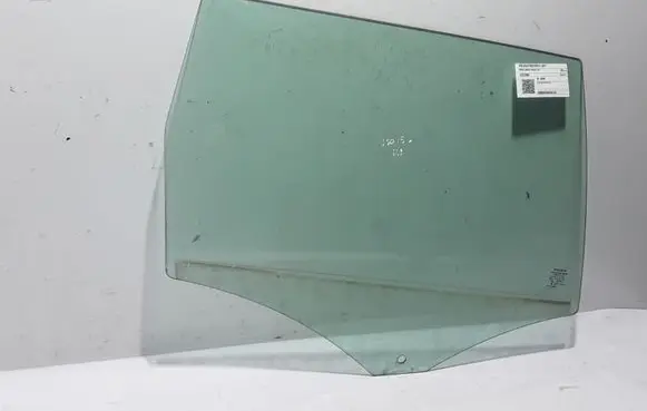 Rear door window glass