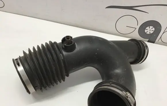 Ford F150 Air intake hose/pipe FL349B642C FL349G868CB