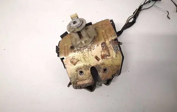 Ford Focus Tailgate/trunk/boot lock/catch/latch XS4143102 C7G0A