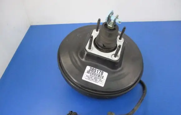 Volvo C30 Brake booster 6N51-2B195-CF