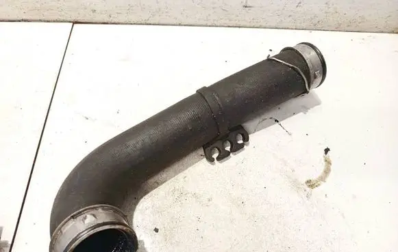 Intercooler hose/pipe