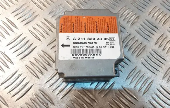 Mercedes-Benz E W211 Airbag control unit/module A2118203385
