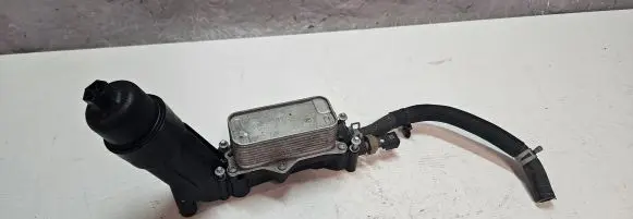 Chrysler Pacifica Oil filter mounting bracket 68808741AB 6790424411A3 68295556AA
