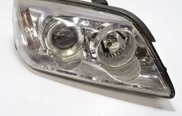 Chevrolet Captiva Headlight/headlamp 00015548