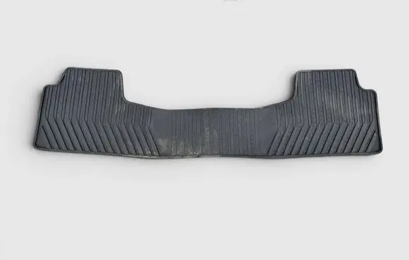 Chevrolet Suburban Second row seat mat 22858823 22858827 22858831
